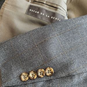 Men’s 44L Oscar De La Renta Sport coat.